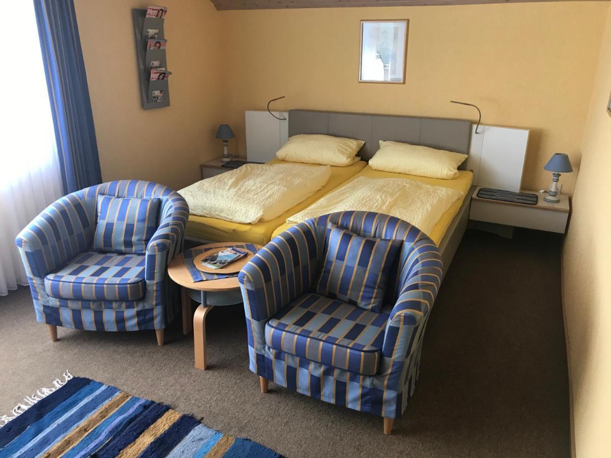 Pension-Ferienwohnung Liesbachtal Direkt Am Waldrand Bayerische Rhoen Schönau an der Brend Esterno foto