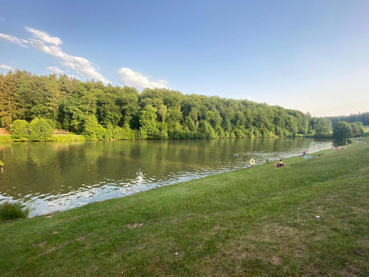 Pension-Ferienwohnung Liesbachtal Direkt Am Waldrand Bayerische Rhoen Schönau an der Brend Esterno foto