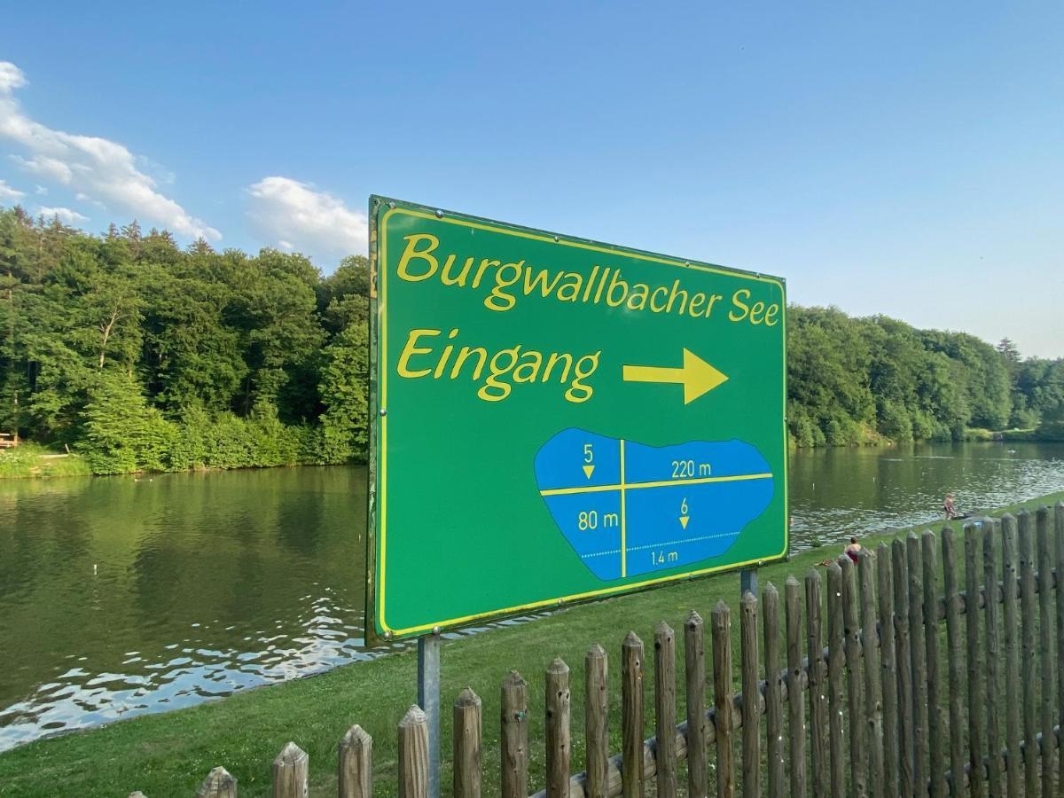 Pension-Ferienwohnung Liesbachtal Direkt Am Waldrand Bayerische Rhoen Schönau an der Brend Esterno foto