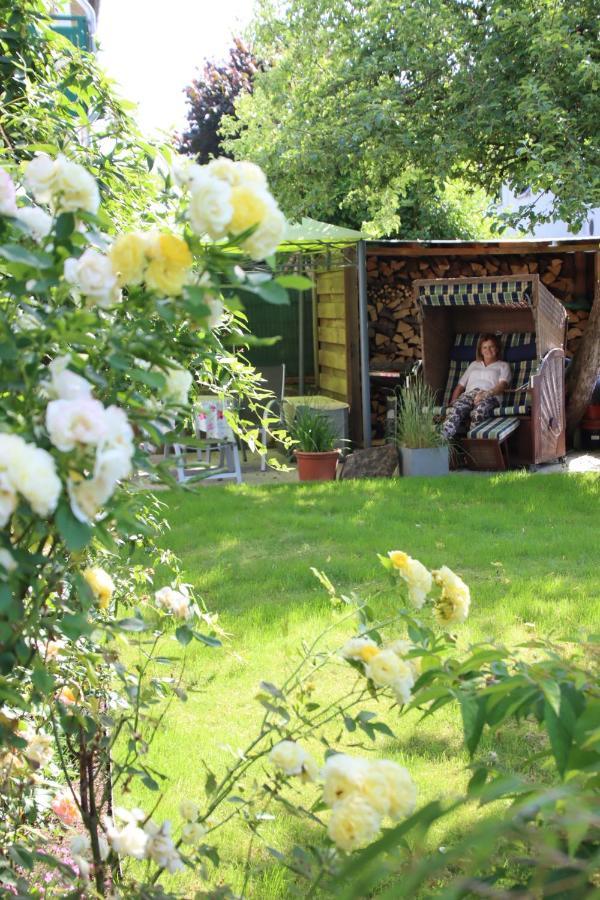 Pension-Ferienwohnung Liesbachtal Direkt Am Waldrand Bayerische Rhoen Schönau an der Brend Esterno foto